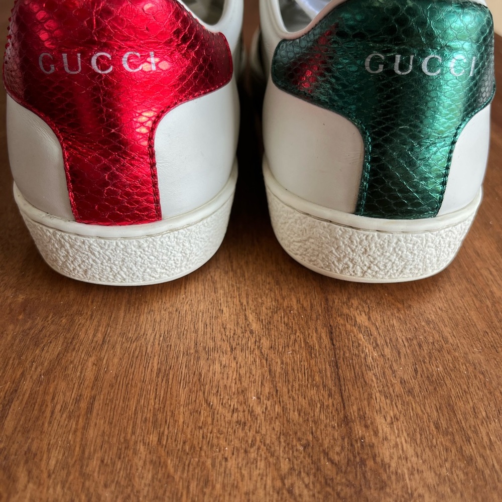 Gucci White Sneakers with Green and Red Stripes - Picture 4 of 12